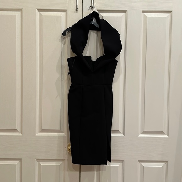 BCBGMaxAzria Dresses & Skirts - BCBGMaxazria dress in size 2 (black)